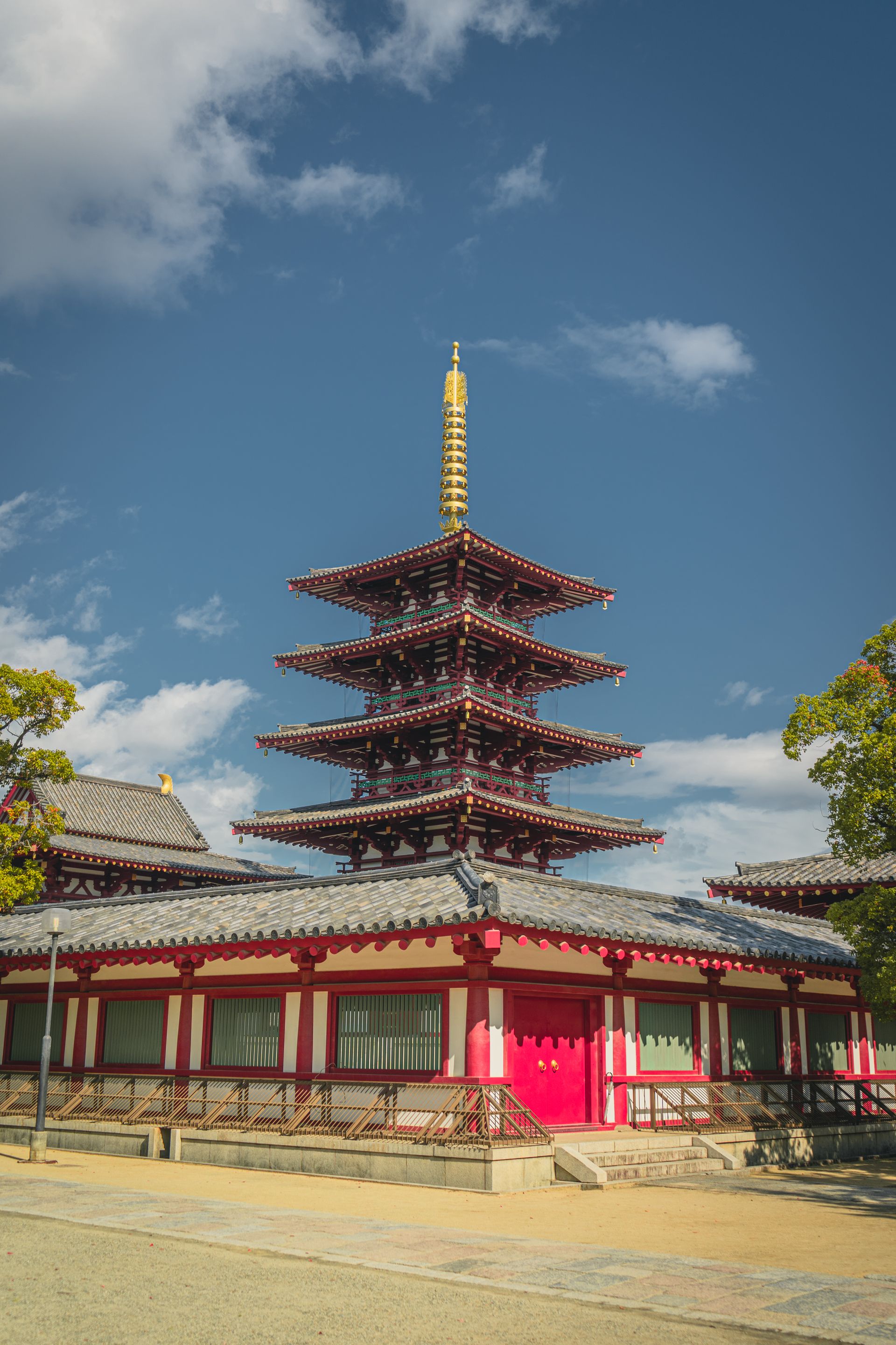 四天王寺的五重塔与寺院建筑