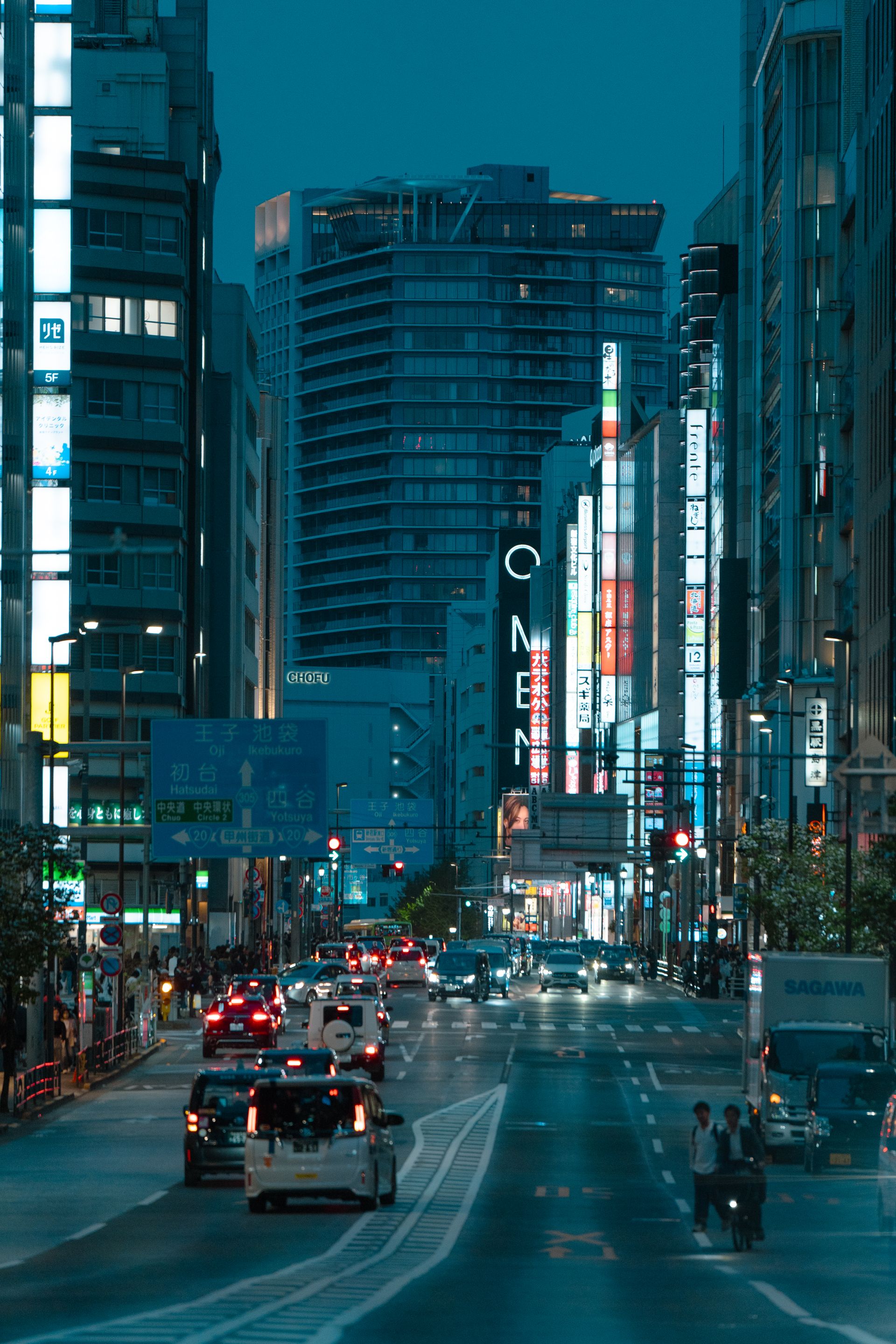 五反田站前的建筑群