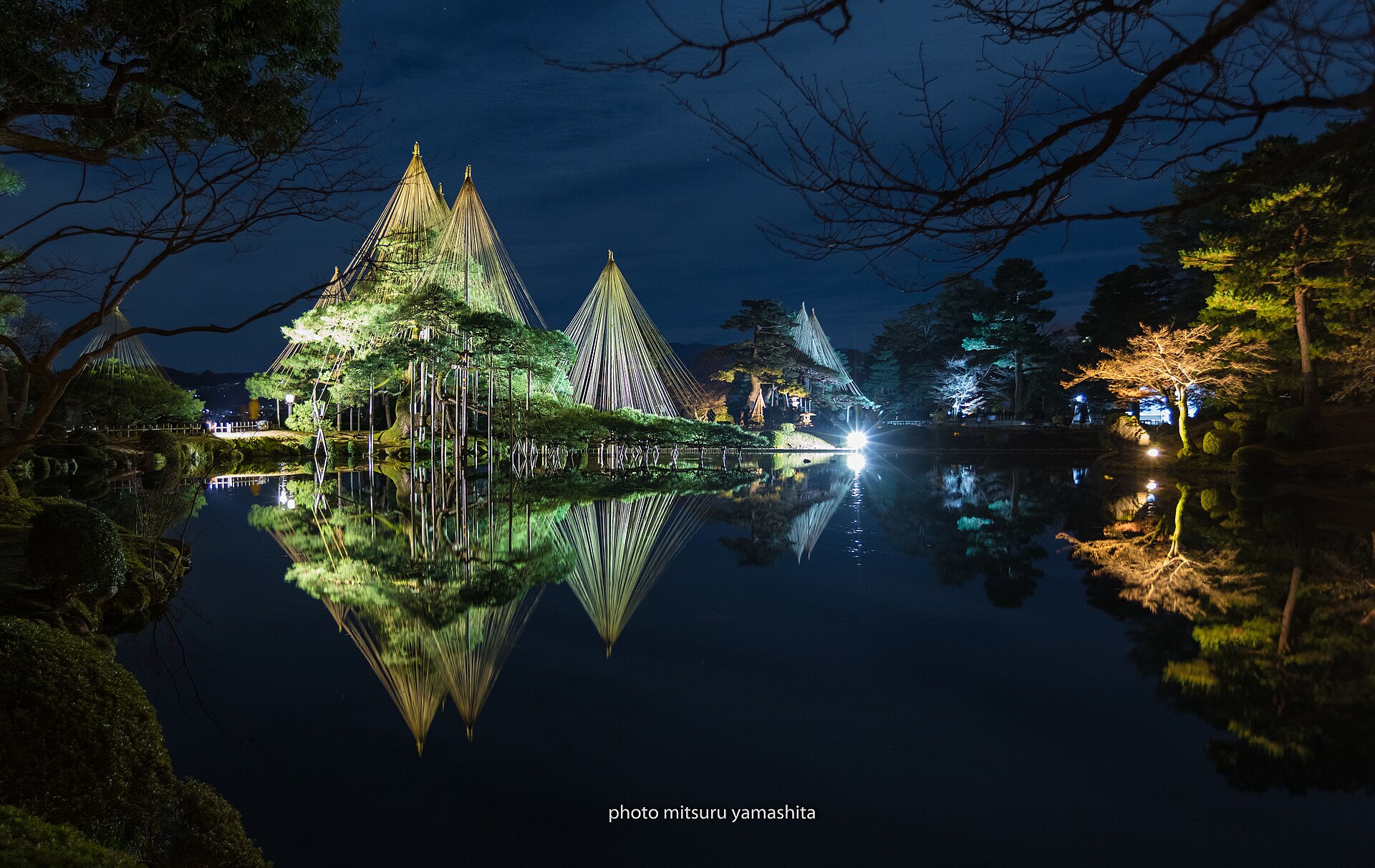 石川県 金沢市 兼六園夜景