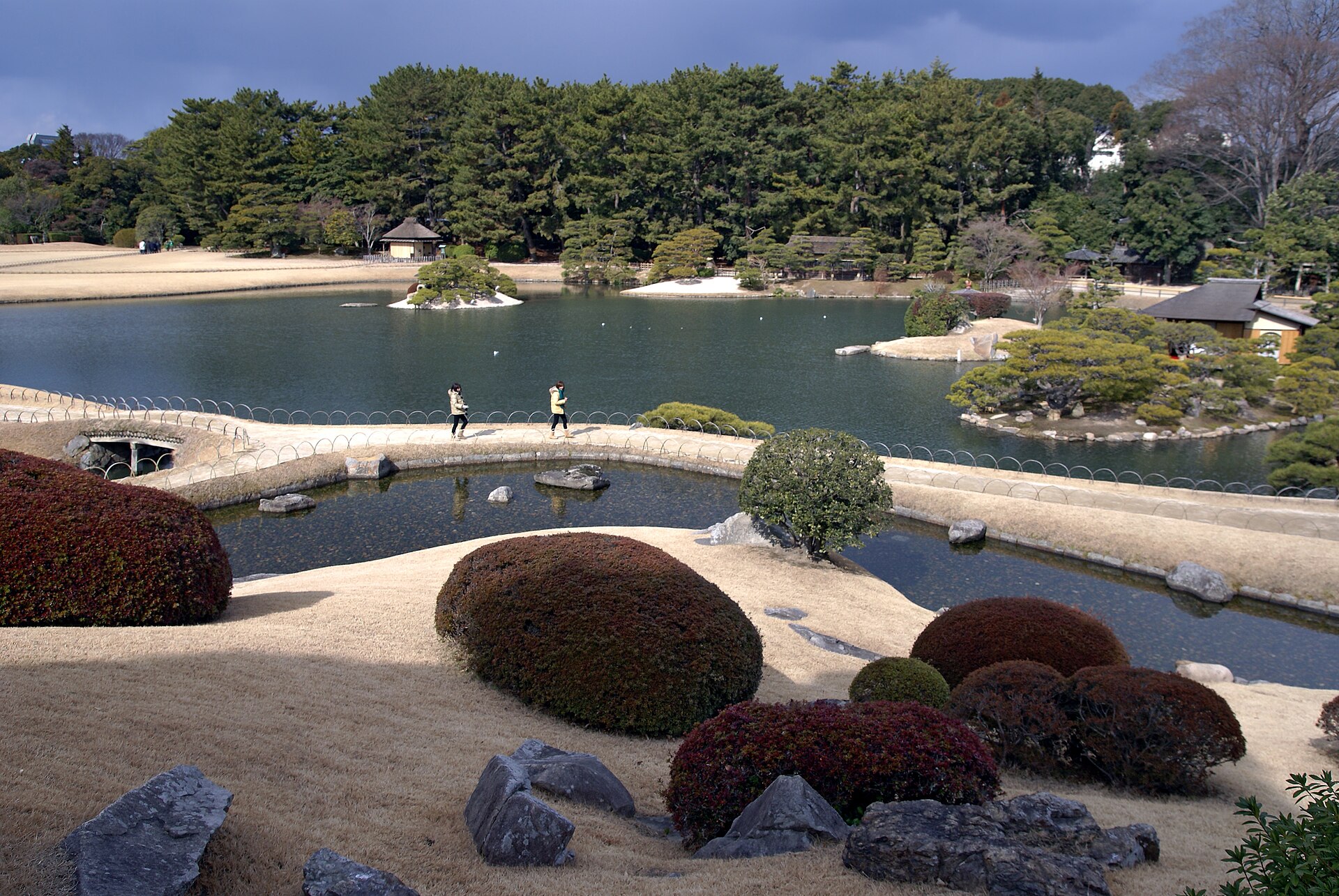 Korakuen in <a href="//commons.wikimedia.org/w/index.php?title=Okayama&amp;action=edit&amp;redlink=1" class="new" title="Okayama (page does not exi
