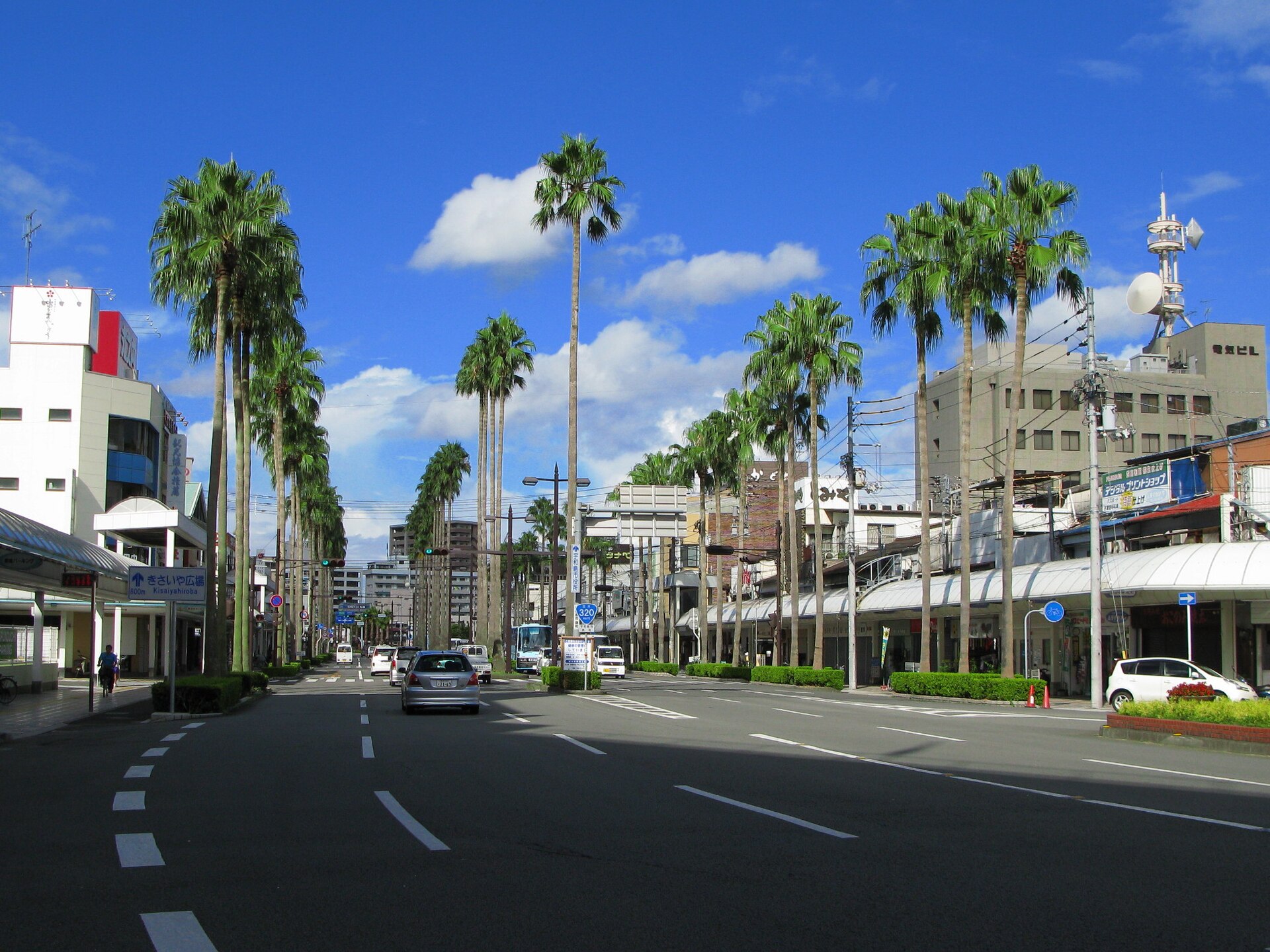 Route 320 in Uwajima (Uwajima, <a href="https://en.wikipedia.org/wiki/Ehime_Prefec